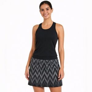 Athleta Fleece Lined Athletic Skirt Size S Black Gray Geometric Print